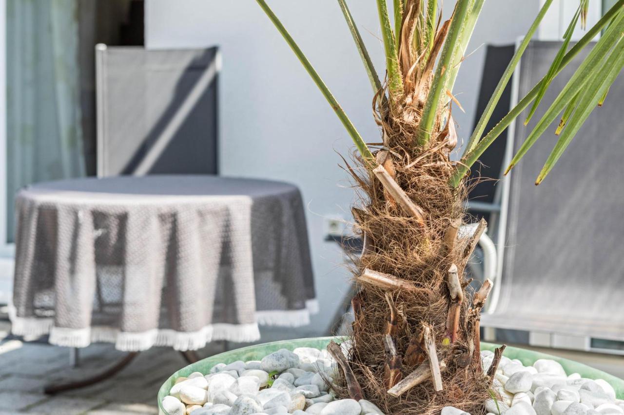 Apartment Mit Kaffeekueche Fuer Zwei Meersburg Bagian luar foto