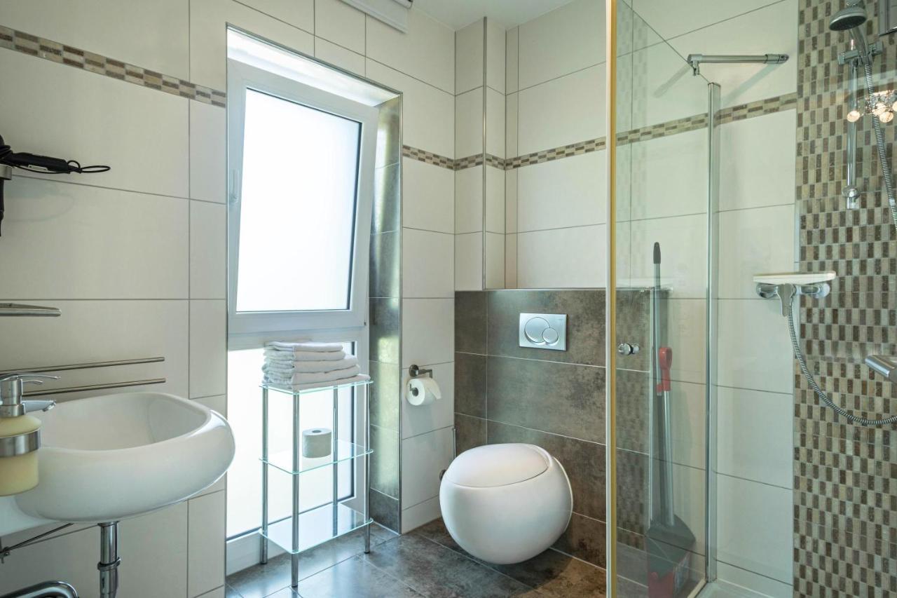 Apartment Mit Kaffeekueche Fuer Zwei Meersburg Bagian luar foto